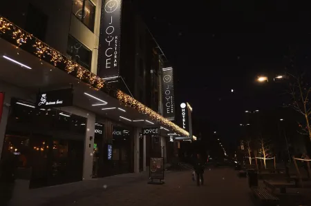 V Spa & Conference Hotel Отели рядом с достопримечательностью «Тартуский университет»