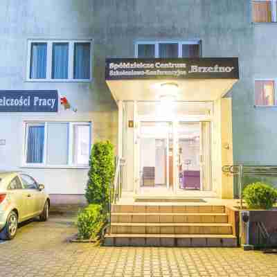 Scsk Brzeźno Hotel Exterior