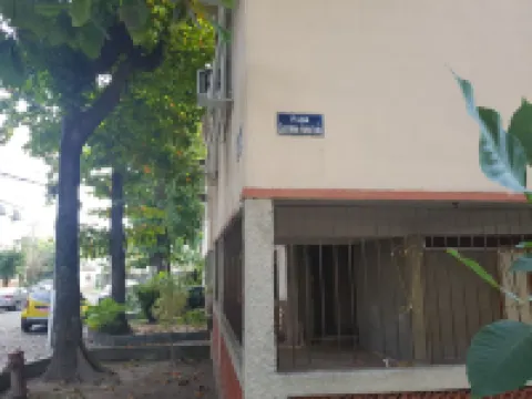 Quarto Privativo em Condominio Hotels near RIOgaleão International Airport