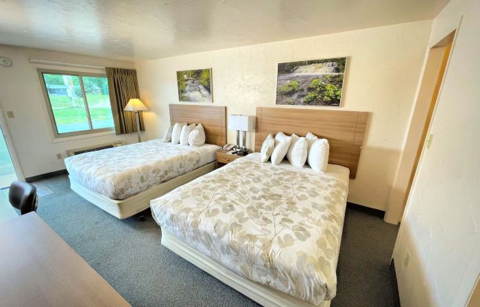 Alger Falls Motel