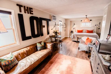 The Loft Отели в г. Licking County