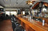 Lakewood Lodge & Restaurant
