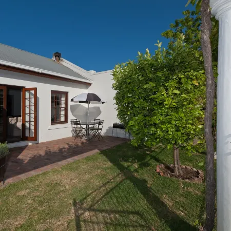 La Galiniere Guest Cottages