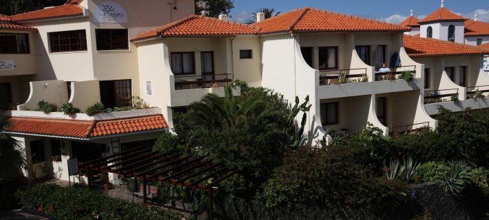 Traineira Vila Ventura Village Hotels in Caniço