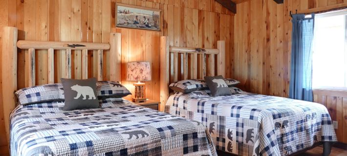 Creekside Lodge at Yellowstone Hotels in Park County