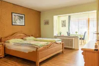 Landgasthof Peterhof Hotels in Pommelsbrunn