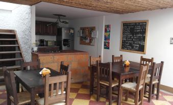 Sergeant Pepper's Hostel