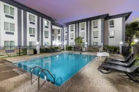 Best Western Medical Center North Inn  Suites Near Six Flags