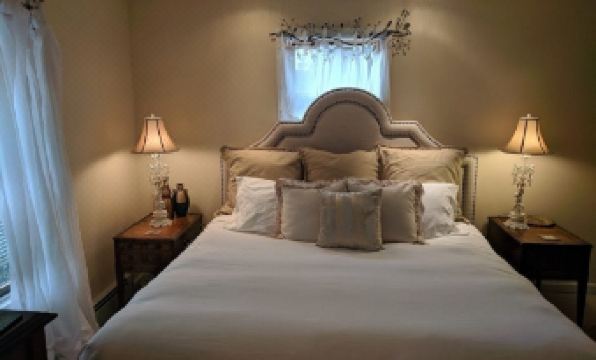 Meadowood Inn