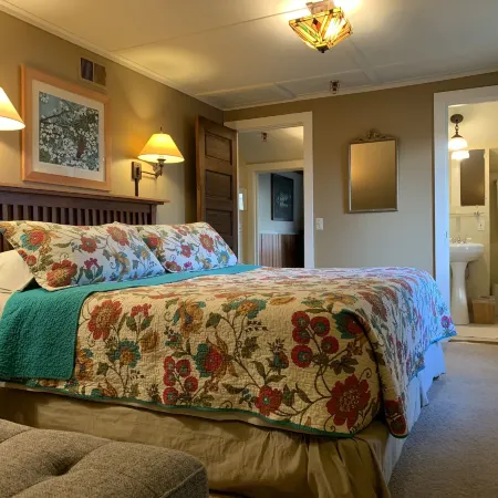 Kangaroo House Bed & Breakfast Отели в г. Истсаунд