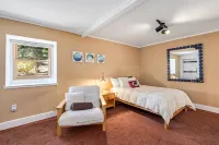 Mountain Getaway w/ Granny Unit, Dogs Ok #47 by Bear Valley Vacation Rentals - 露台