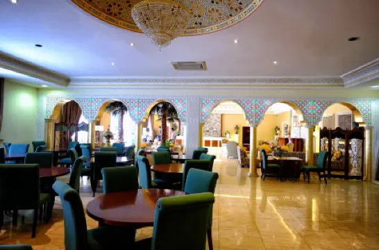 Sharjah International Airport Hotel Отели рядом с достопримечательностью «Medical campus University of Sharjah»