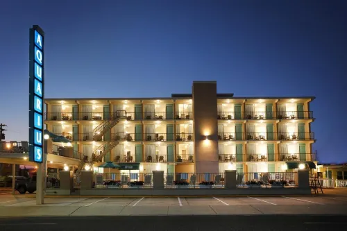 Aquarius Oceanfront Inn