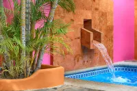 Beautiful, Spanish, Air-Conditioned Hacienda with Enchanting Courtyard and Pool