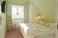 Duck's nest - hygge accommodation for 2 people Hotels near Föhr