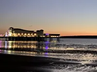 The Beach House Luxury Rooms Weston Super Mare Hotels near Dolphin Caravan Park