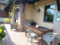 Farmhouse in the hills. Dependance for 4/6 people. Panoramic view!