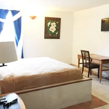 Levimar Guest House Hotels near El Canuelo