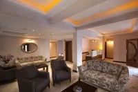 Montana Hotel - Suối nước nóng