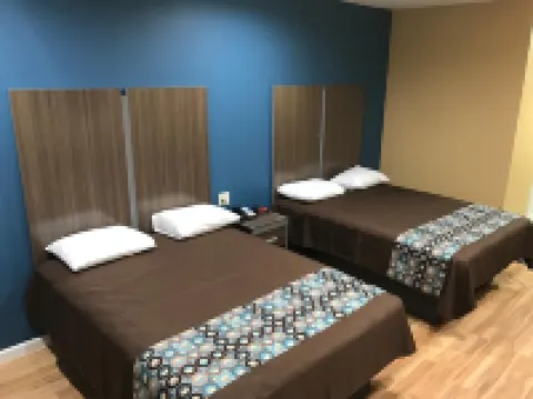 貝敦華麗套房酒店