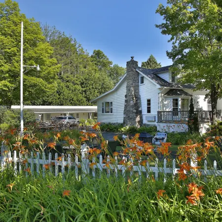 Peninsula Park-View Resort
