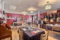 Les Gites Makadan Hotels in Normandin