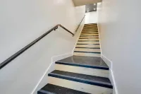 The Lofts on 89 Condo - 5 Miles to Salt River!