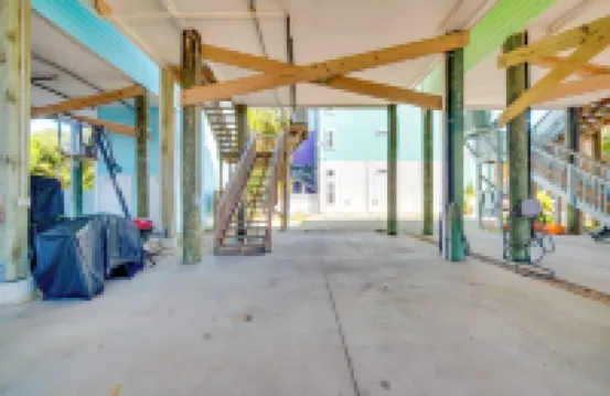 Oceanfront Oasis in Cedar Key w/ 2 Balconies!