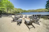Tuckasegee Home w/ Community Perks: 4 Mi to Lake! - 4-Star