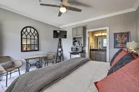 Cozy Auburn Studio < 1 Mile to University! - Kitchen