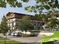 Hotel Restaurant Zum Goldenen Anker mit Hallenbad & Wellnessbereich Hotels in Künzing