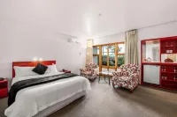 The Angus Hotel Hotels in 