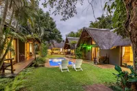 Mhlati Guest Cottages - مسبح