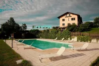 Cascina Papa Mora - Kolam Renang