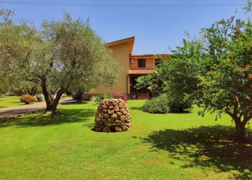 Nuraghe Bianco Hotels in Santa Maria la Palma