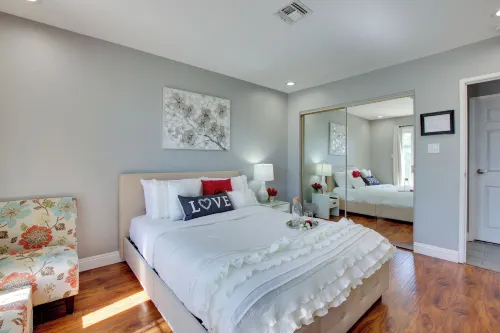 Las Vegas Retreat w/ Yard < 5 Mi to Strip!