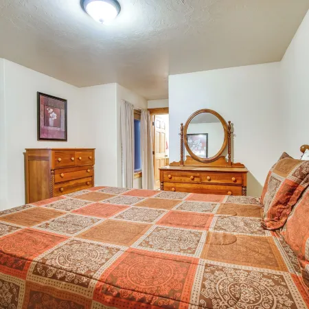 Mccall Vacation Rental ~ 1/2 Mi to Payette Lake!