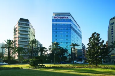 Mövenpick Izmir Hôtels à proximité de : DEUZEM - Dokuz Eylül Üniversitesi Uzaktan Eğitim Uygulama ve Araştırma Merkezi