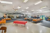 2 Bed Cozy Home, Dade City, Pickle Ball and Pool