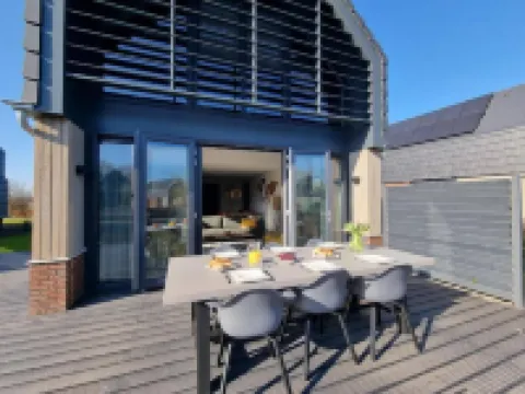 Luxurious Detached Water Villa with Jetty Hotels in Balk