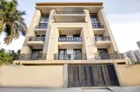 Saltstayz Premier - Galleria Market Road & Sector 27
