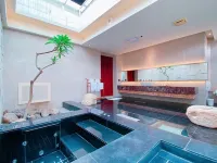 Orient Luxury Villa Motel - バスタブ