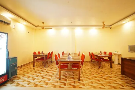 Holiday Beach Resort Mandarmani