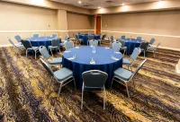 Crowne Plaza CLEVELAND AT PLAYHOUSE SQUARE by IHG - Business