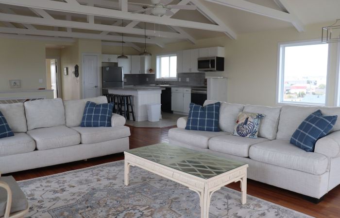 1817 Oceanfront Bed & Breakfast