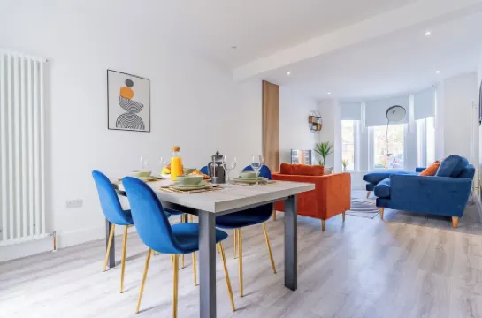 Charming 3BR house in folkestone walkable to the beach and close to eurotunnel