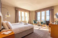 The Marine Hotel Hotels near West Shore Beach