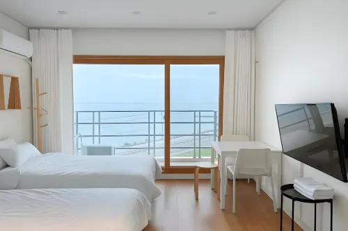 Yangyang Slow Wave Ocean View Family Pension - 4星級