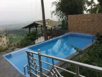 Villa Carin Hotels in Pamijahan