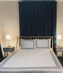 Chic Bungalow Located In The Heart Of Wichita Hotels near Paul Laurence Dunbar Park